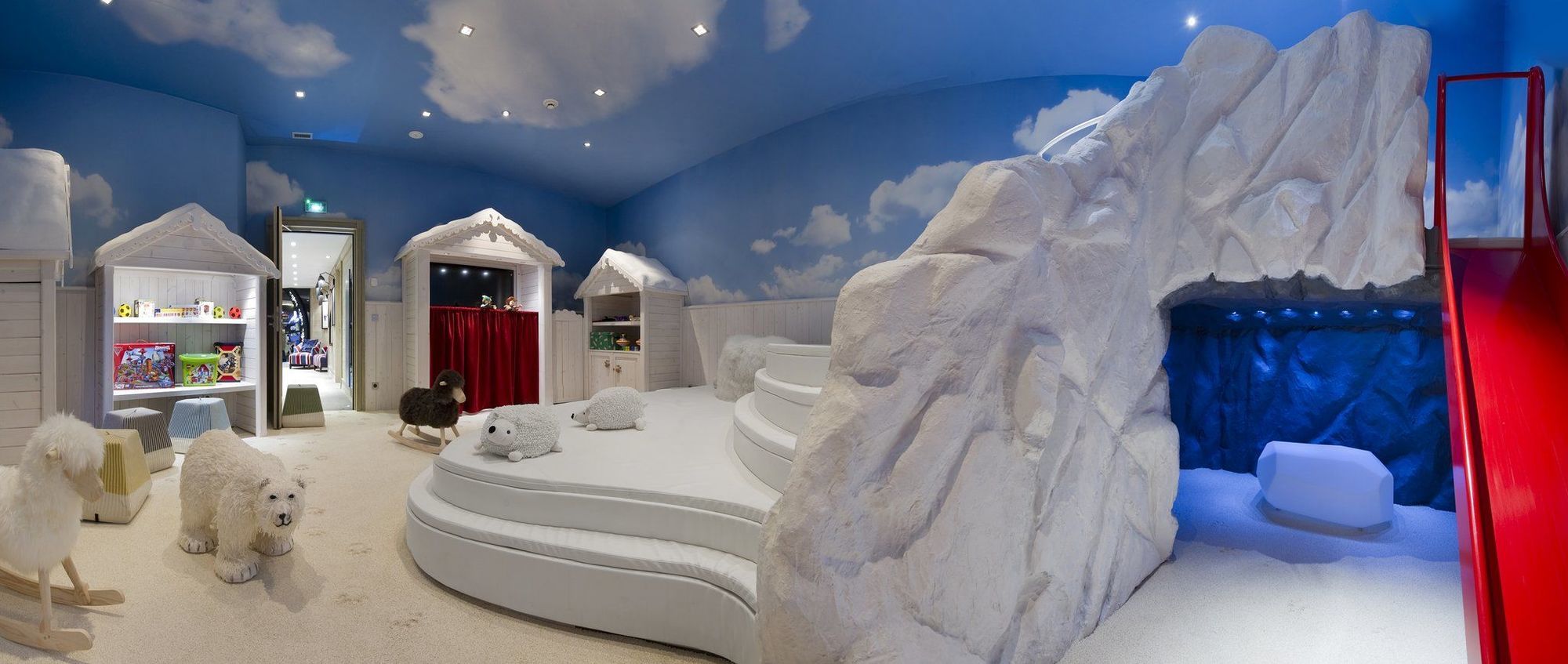 Hotel Le K2 Palace คูร์เชอแวล ภายนอก รูปภาพ